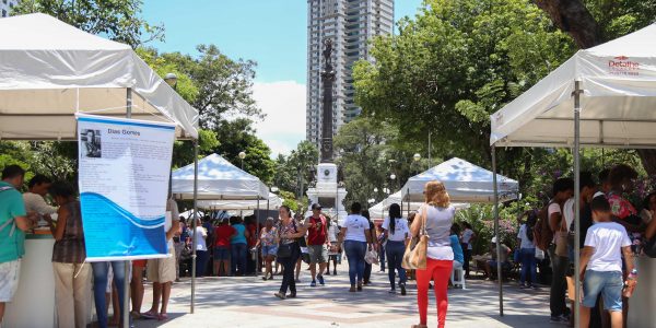 25_10_2019_VI-Parada-do-Livro_Fot-Bruno-Concha_Secom_Pms-18