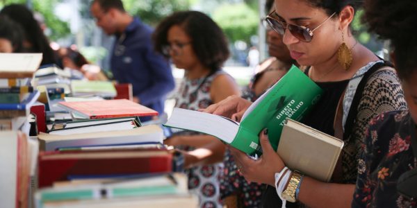 25_10_2019_VI-Parada-do-Livro_Fot-Bruno-Concha_Secom_Pms-19