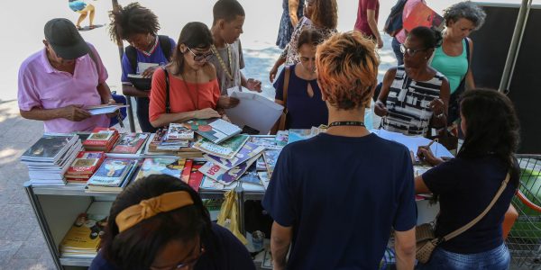 25_10_2019_VI-Parada-do-Livro_Fot-Bruno-Concha_Secom_Pms-8